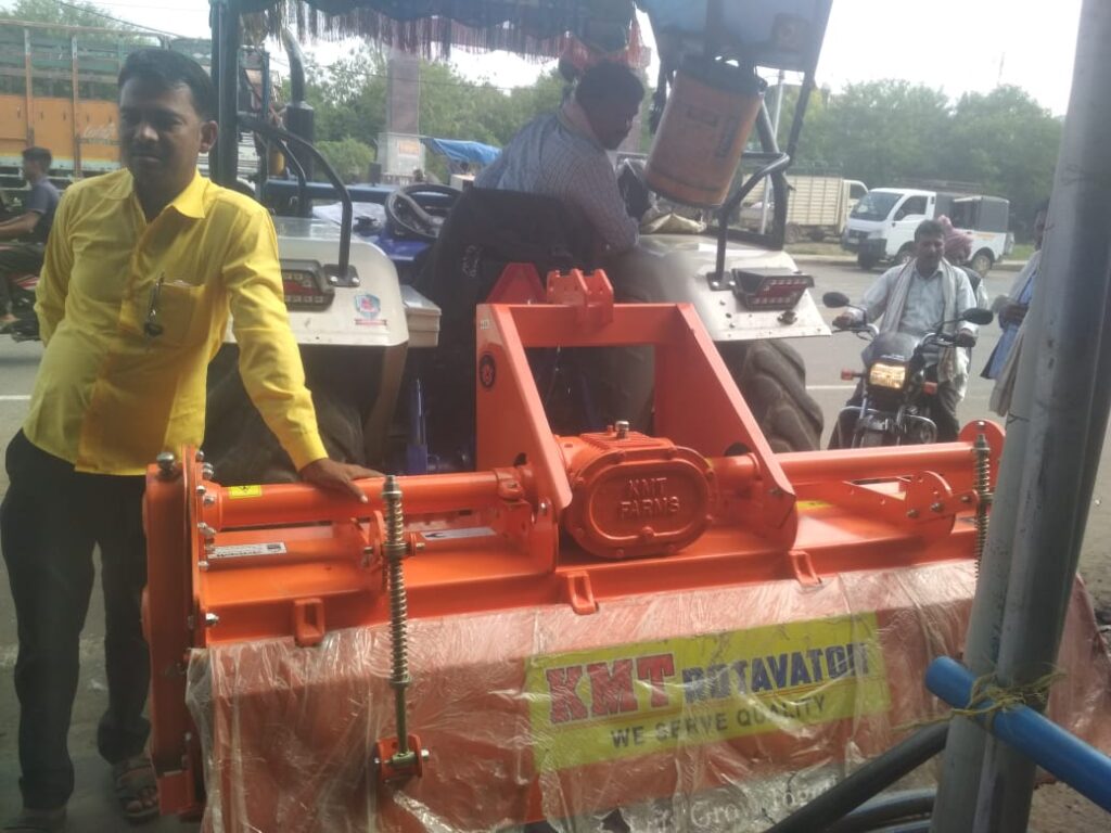 customer buying our product from dealer